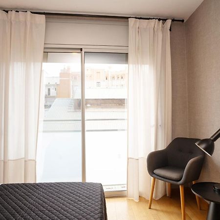 Modern Apartment Near Pl. Espana 巴塞罗那 外观 照片