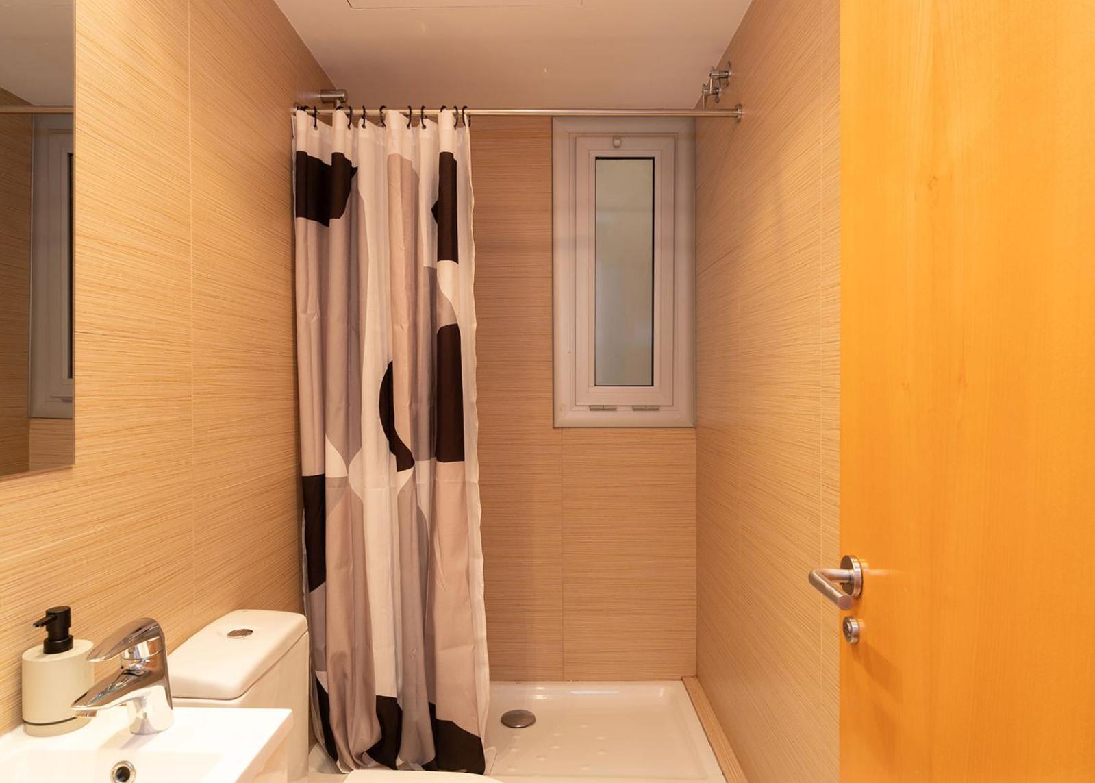 Modern Apartment Near Pl. Espana 巴塞罗那 外观 照片