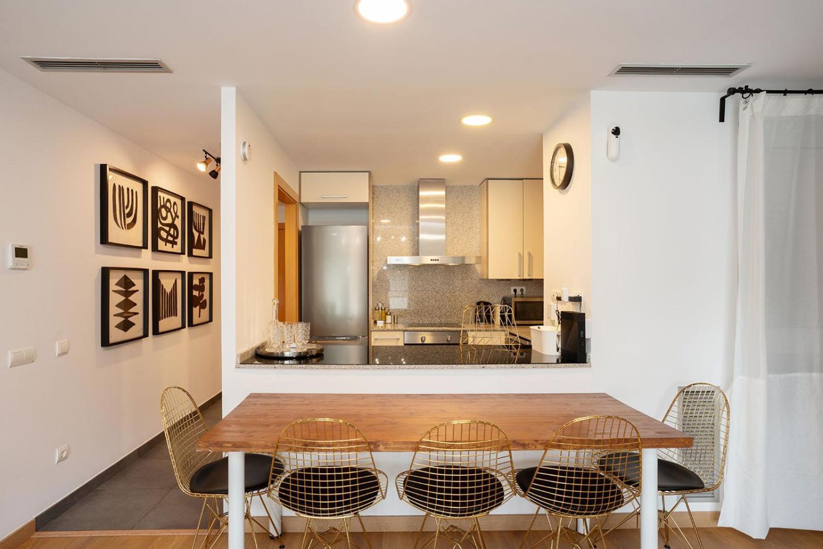 Modern Apartment Near Pl. Espana 巴塞罗那 外观 照片